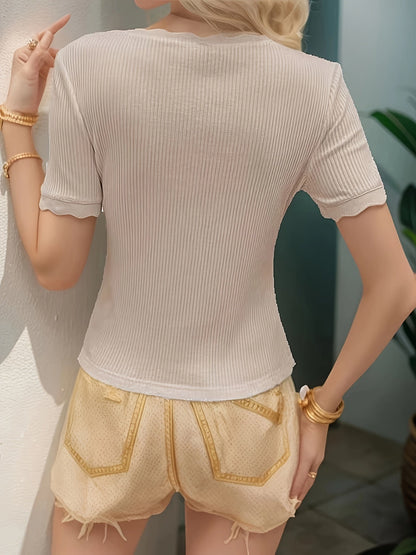Damen Shirt mit Muschelsaum und Rippenstruktur – Modischer Alltagsbegleiter