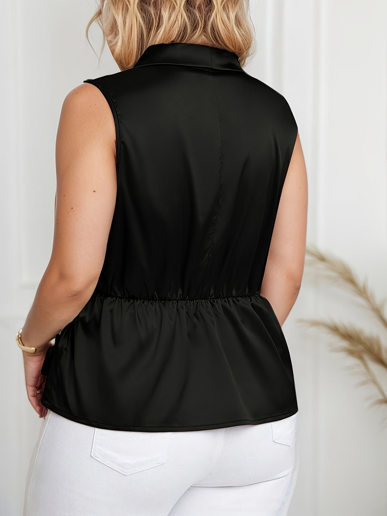 Damen Elegantes Wickel-Top für Büro und Freizeit – Ärmellos, Asymmetrischer Schnitt, Stilvolle Bluse