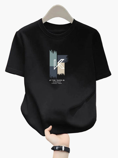 Herren T-Shirt mit modernem K-Print und lässigem Style – Perfekt für Alltag und Freizeit