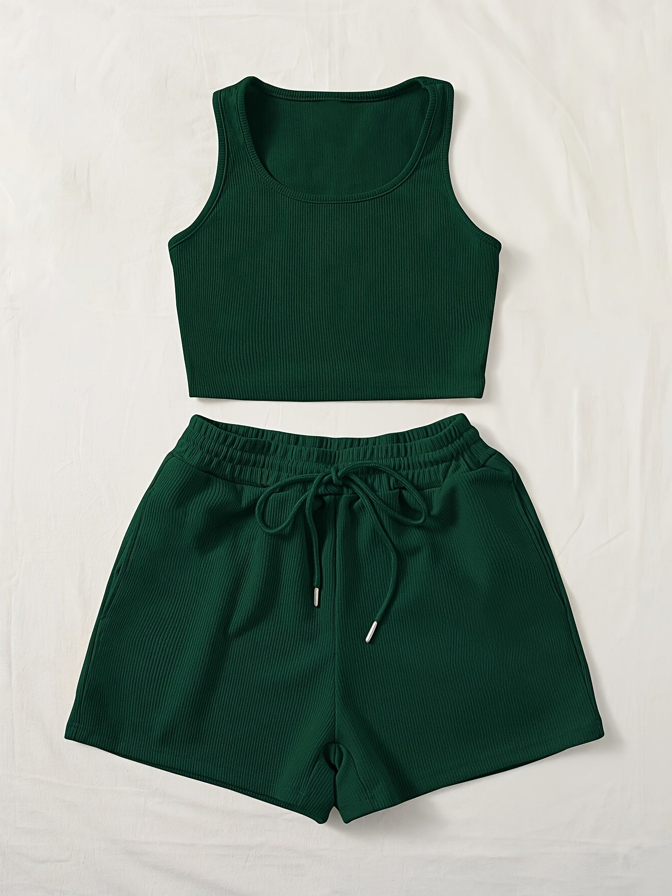 Damen Freizeit Zweiteiler Set – Geripptes Crop Top & Shorts, Sportlich & Modern für Alltag und Entspannung