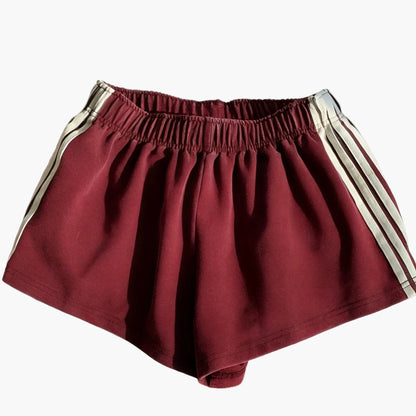 Damen Sport Shorts mit Streifen – Bequeme Trainingshose für Fitness & Freizeit