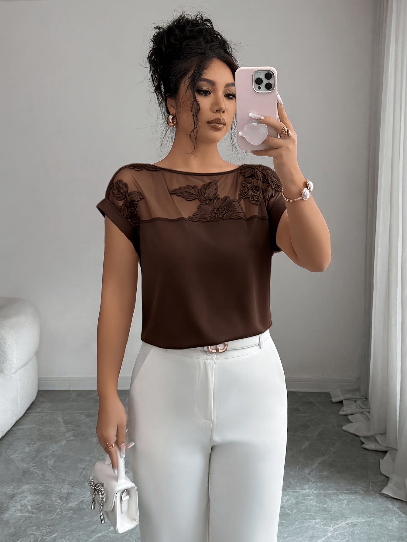 Damen Bluse Elegant mit Blumenstickerei und Illusionsausschnitt – Festlich & Büro