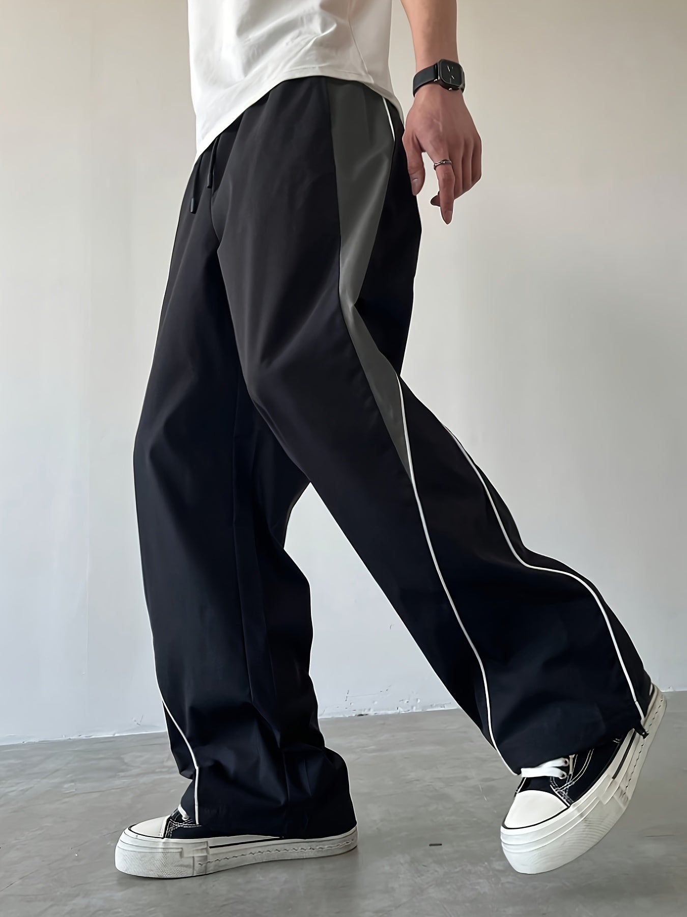 Herren Weit Bein Streetwear Trainingshose mit Kontrastelementen – Sportlicher Freizeit-Look