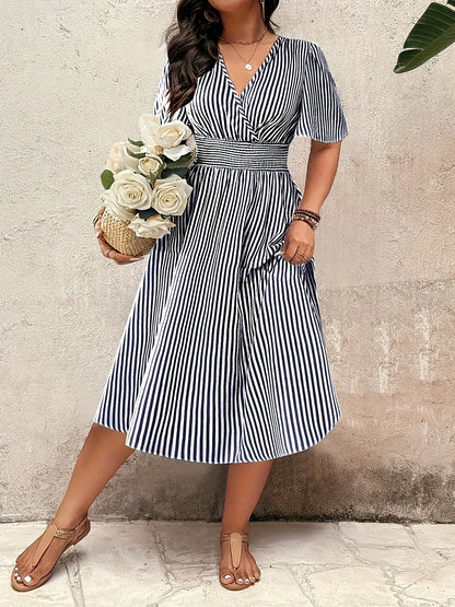Damen Elegantes Streifen Midikleid mit Smokbund und V-Ausschnitt – Perfekt für besondere Anlässe