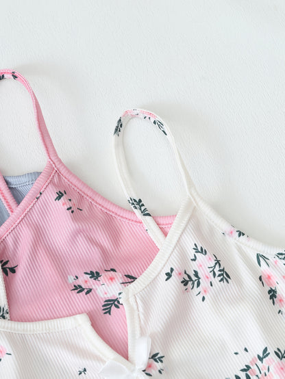 Damen Pyjama Set mit Blumenmuster – 3-teiliges Sommer Schlafanzug Set mit Träger-Top und Shorts, Ideal für Zuhause und als Nachtwäsche