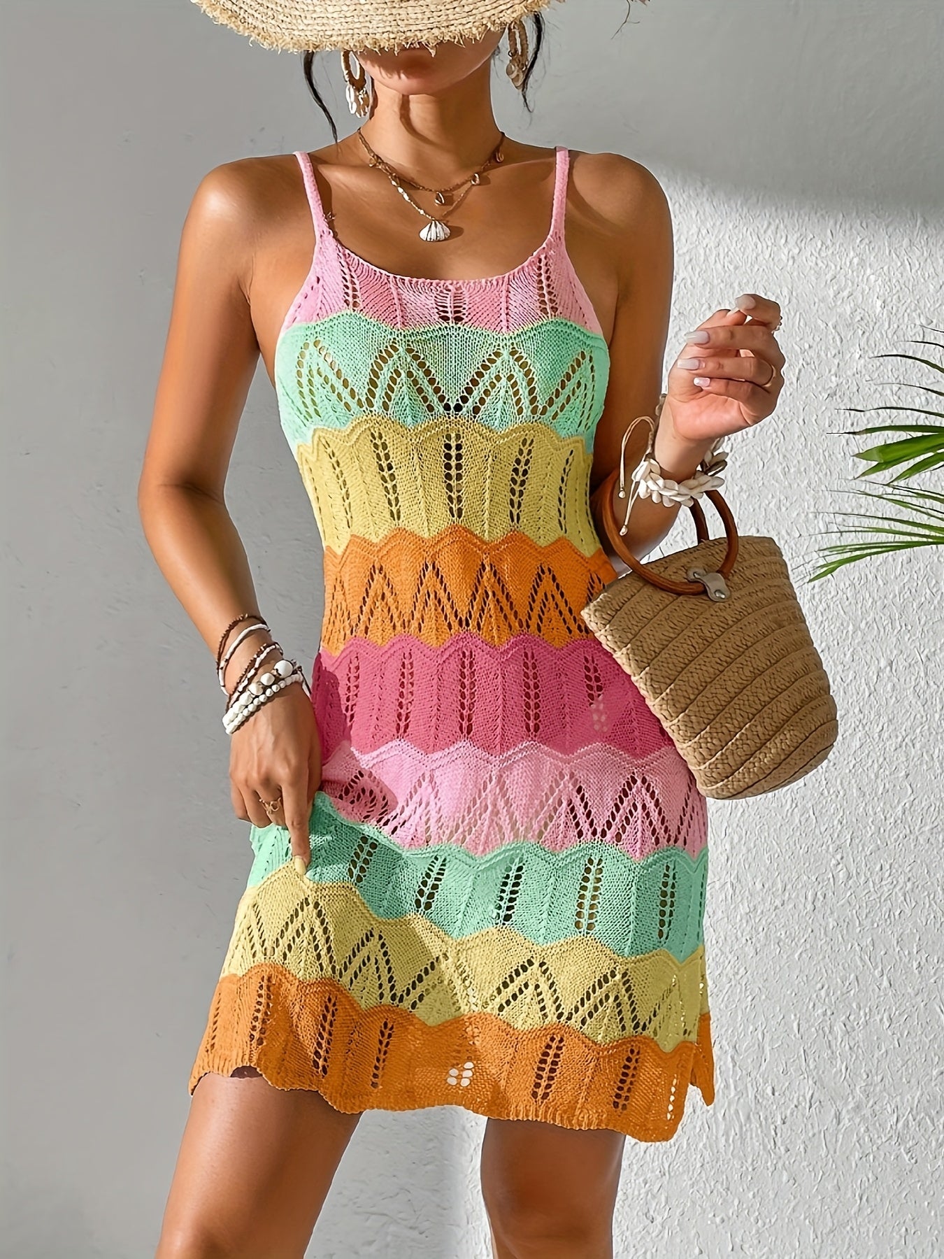 Damen Boho Strick Minikleid mit Chevron-Muster und Spaghettiträgern – Perfekt für Urlaub und Freizeit