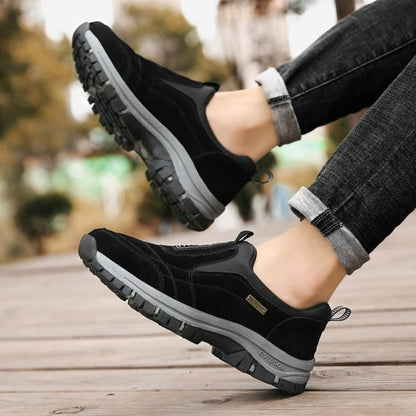 Herren Outdoor Slip-On Bequeme Orthopädische Freizeitschuhe – Ideal für Alltag und Wandern