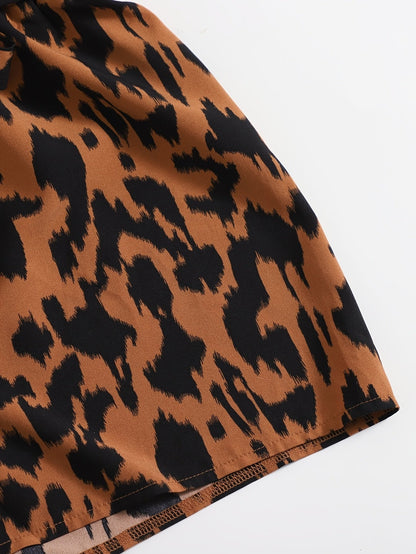 Damen Sommer Set mit Ein-Schulter-Top und Animalprint Shorts – Modisches Freizeit Outfit
