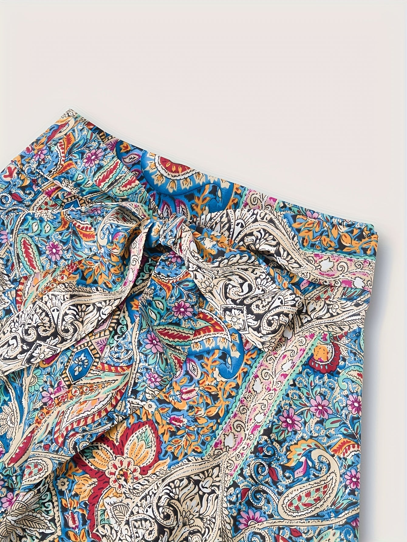 Damen Sommer Midikleid Elegant mit Paisley-Muster und Schleife – Perfekt für Freizeit & Urlaub