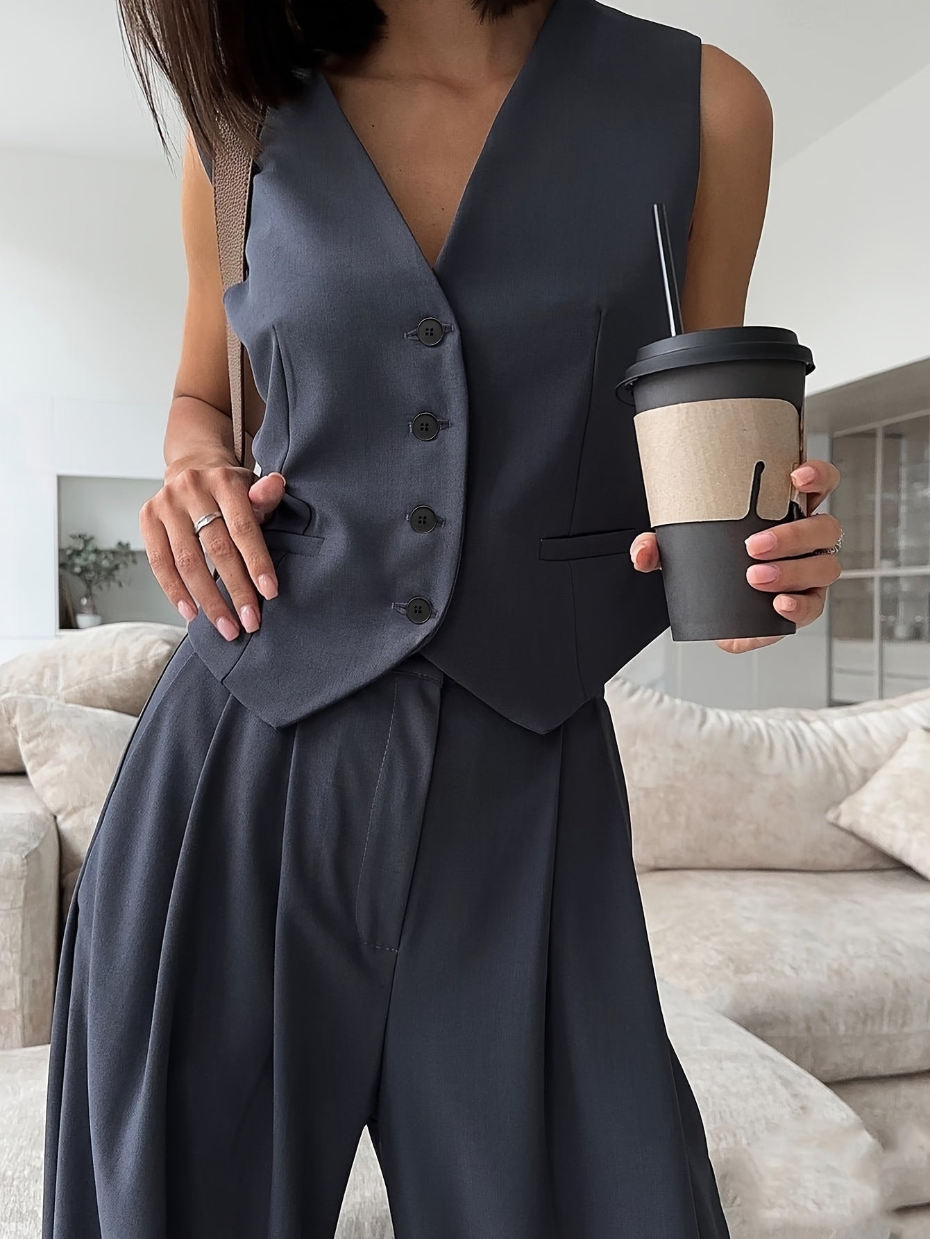 Damen Eleganter Zweiteiliger Anzug mit Weste und Weiten Hosen – Business & Freizeit