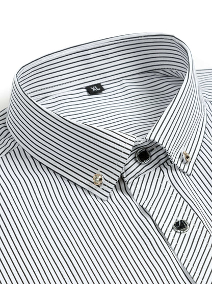 Herren Kurzarm Business-Hemd mit feinem Streifenmuster und modernem Kragen – Eleganter Freizeit- und Büro-Look