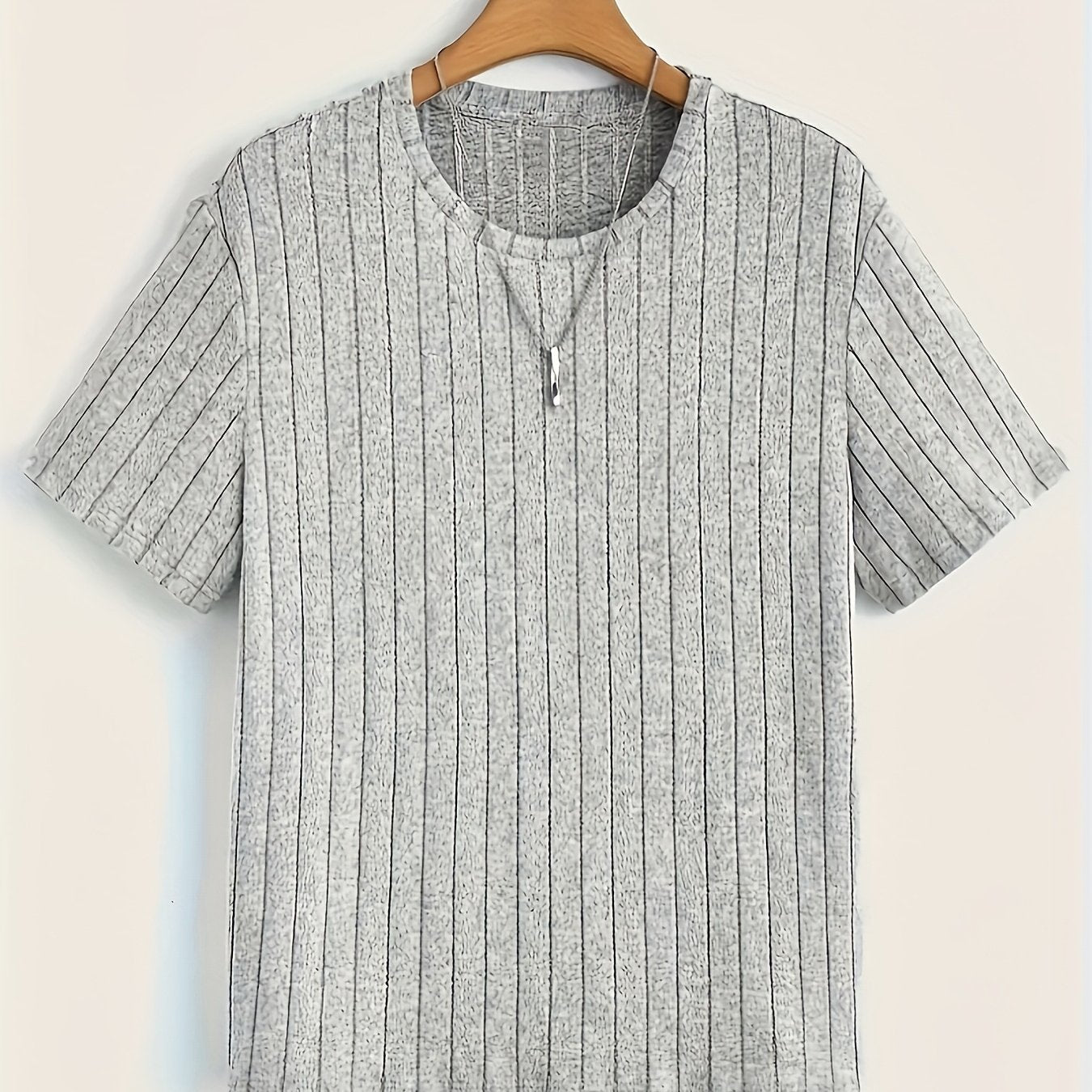 Herren T-Shirt mit vertikalem Rippendesign – Modernes Kurzarm Basic für stilvolle Outfits