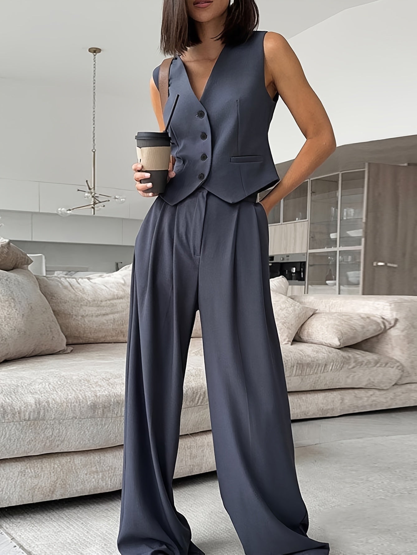 Damen Eleganter Zweiteiliger Anzug mit Weste und Weiten Hosen – Business & Freizeit
