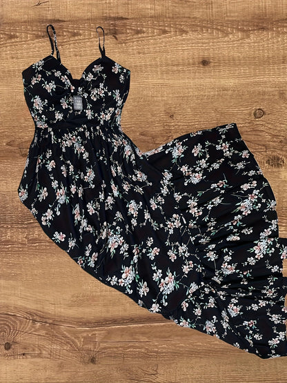 Damen Maxikleid Polka-Dot mit Rüschenrock und Spaghettiträgern – Vintage-inspiriertes Sommerkleid für besondere Anlässe