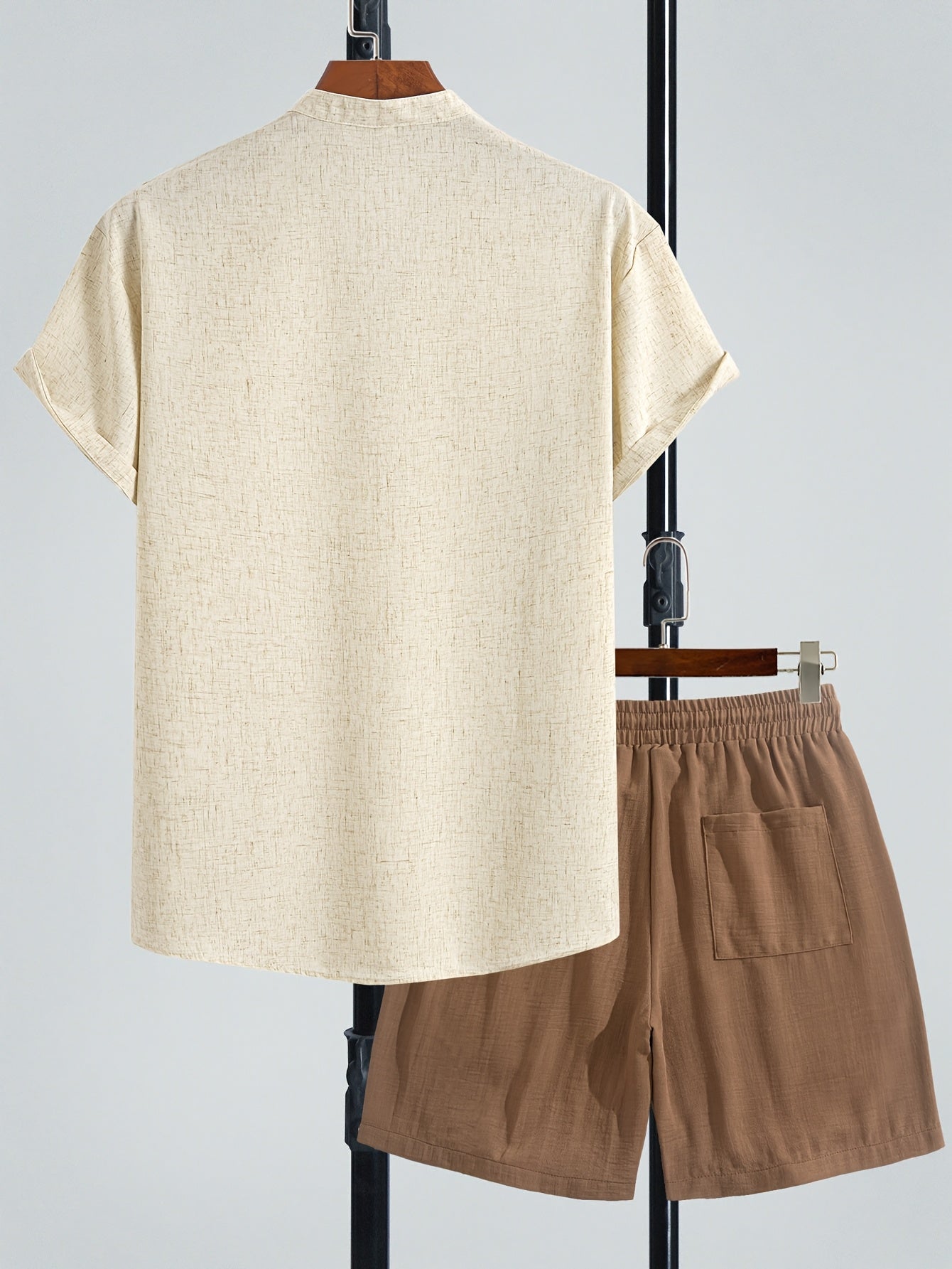 Herren Zweiteiliges Freizeitset mit Henley-Shirt und Shorts – Moderner Look für Alltag und Urlaub