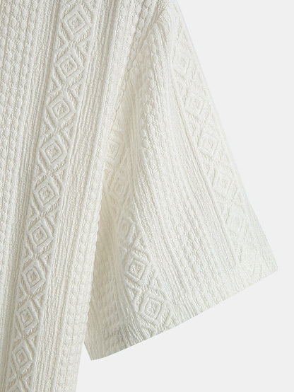 Herren Polohemd mit geometrischer Stickerei und Struktur – Stilvolles Freizeitshirt