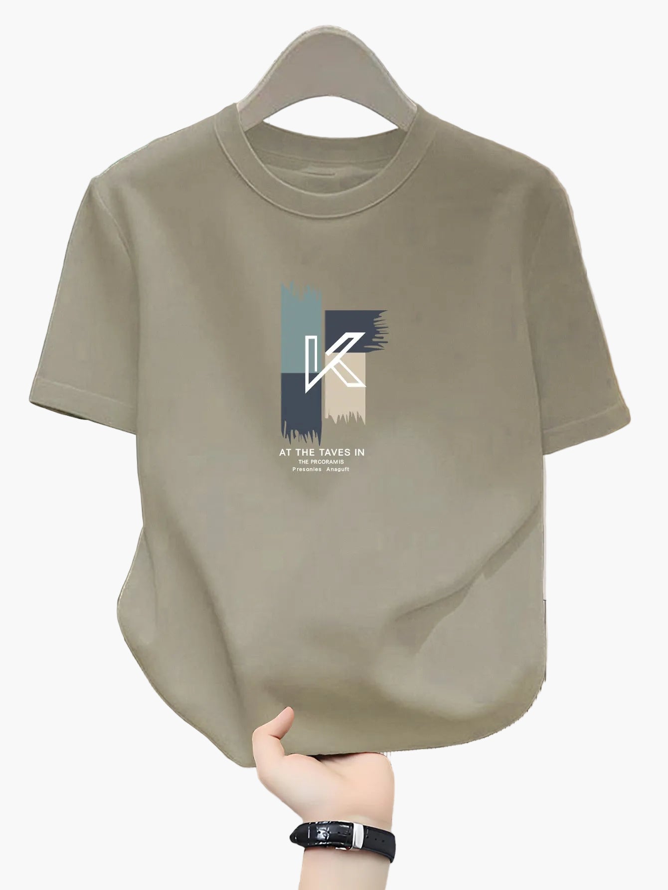 Herren T-Shirt mit modernem K-Print und lässigem Style – Perfekt für Alltag und Freizeit