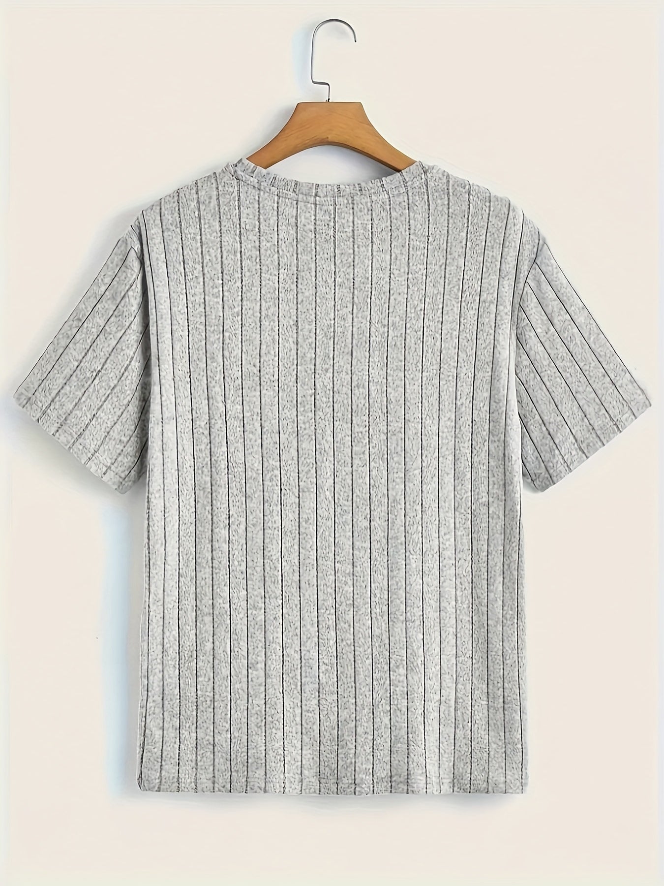 Herren T-Shirt mit vertikalem Rippendesign – Modernes Kurzarm Basic für stilvolle Outfits