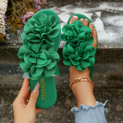 Damen Sandalen mit großer Blumenapplikation – Modische Slip-On Pantoletten für Freizeit und Alltag