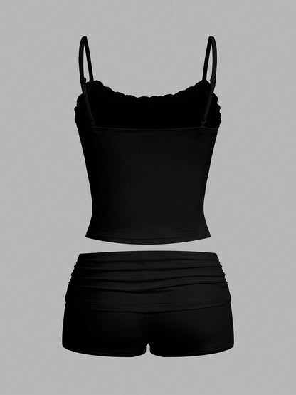 Damen Pyjama-Set mit Spaghettiträgern und Shorts – Feminine Loungewear für entspannte Nächte