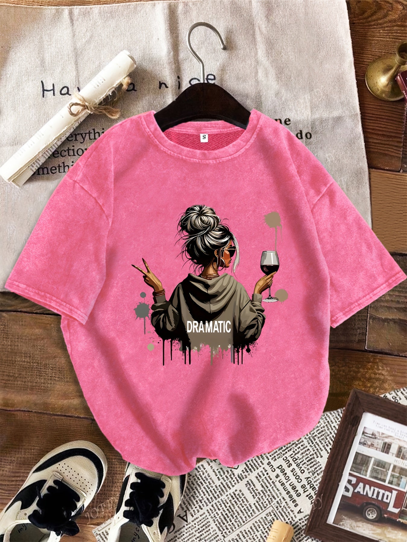 Damen Oversize T-Shirt mit Grafik – Dramatic Girl, lässiger Stil, ideal für Freizeit und Alltag