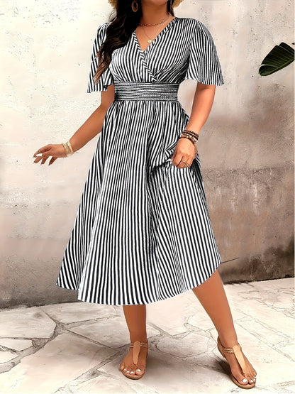 Damen Elegantes Streifen Midikleid mit Smokbund und V-Ausschnitt – Perfekt für besondere Anlässe