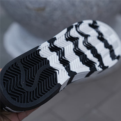 Herren Sneaker mit geometrischem Muster – Modische Freizeitschuhe für Outdoor & Alltag