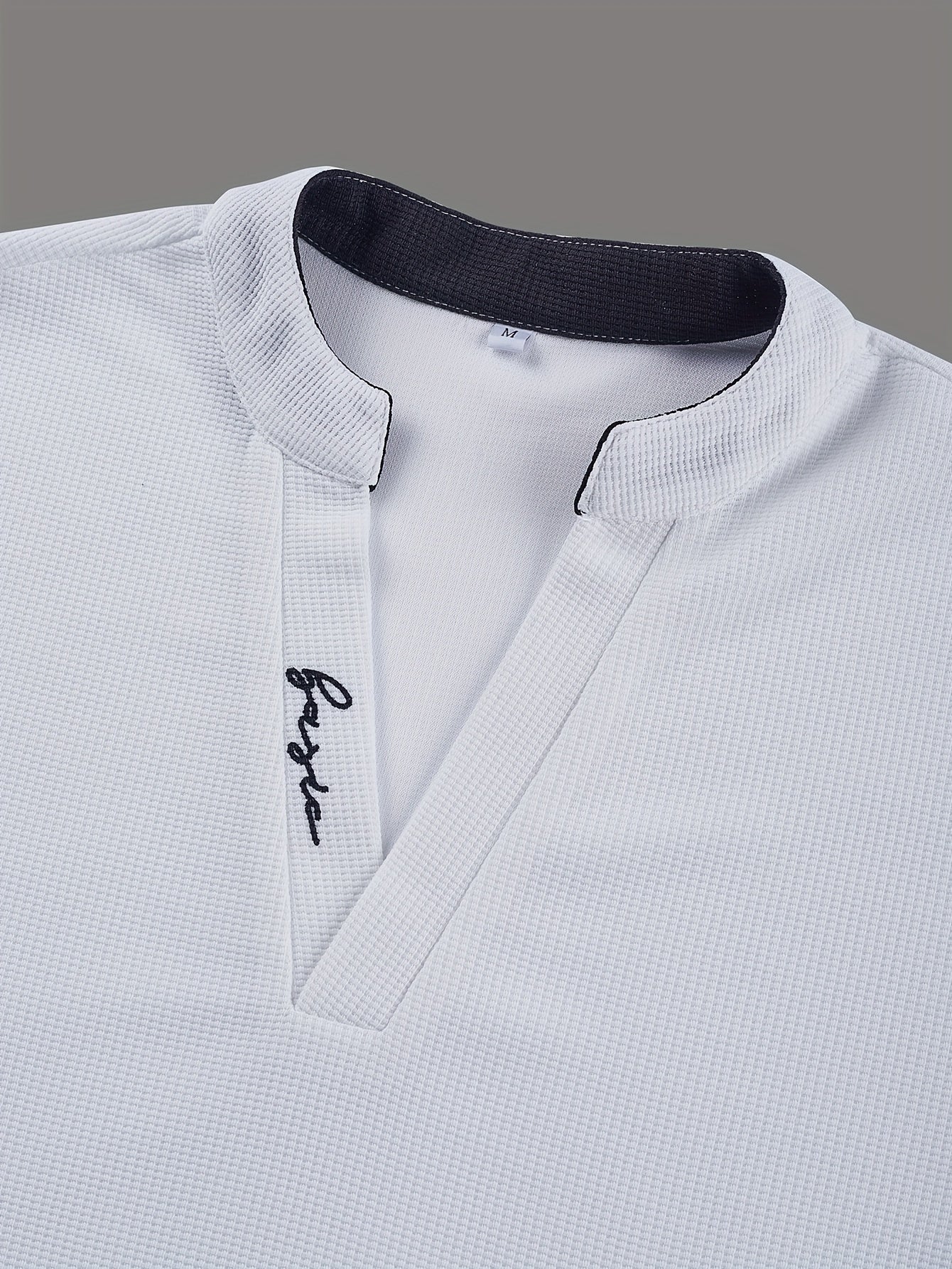 Herren Modernes V-Ausschnitt T-Shirt für Freizeit und Business-Casual