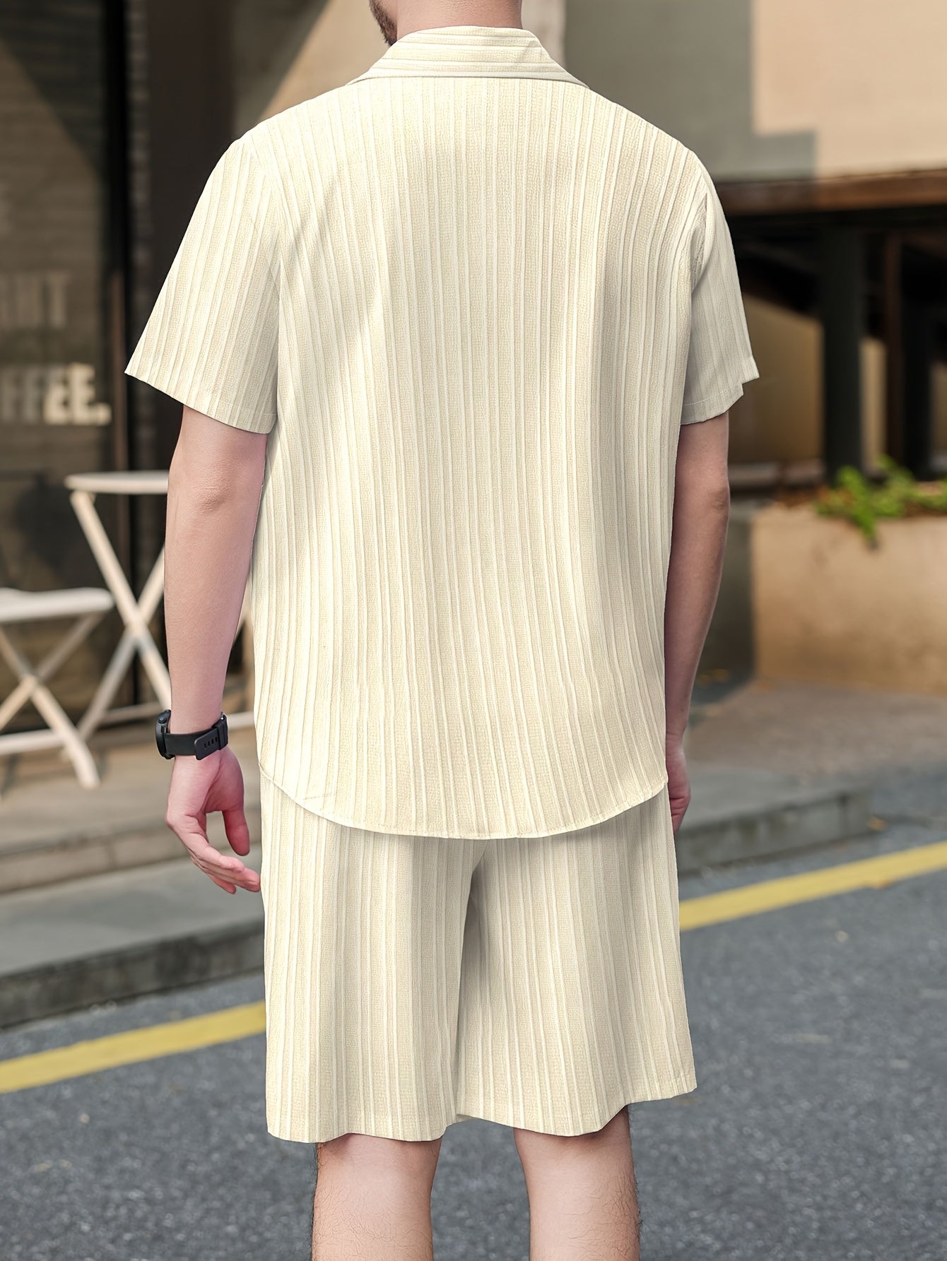 Herren Sommer Freizeit Set – Kurzarm Hemd und Shorts, Modernes Lounge Outfit für Alltag & Urlaub