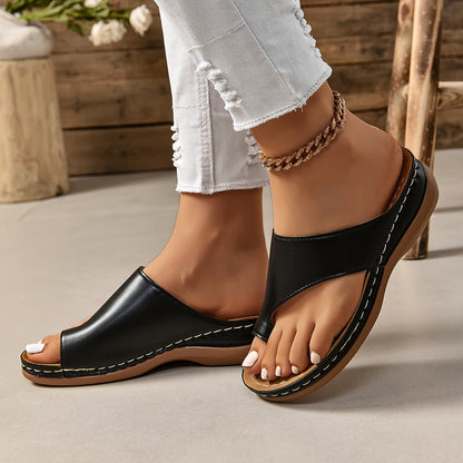 Damen Keilsandalen mit Zehensteg für eleganten Sommerkomfort