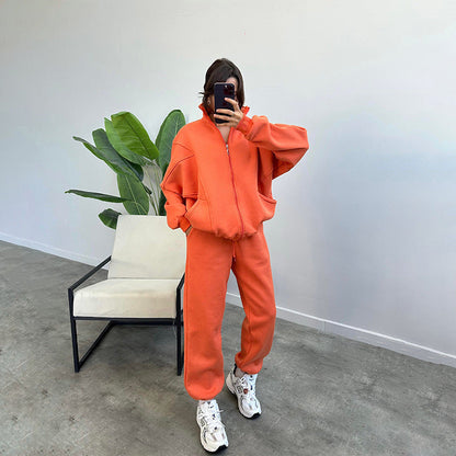Nicola – Modischer Jogger-Set mit Taschen und Stehkragen