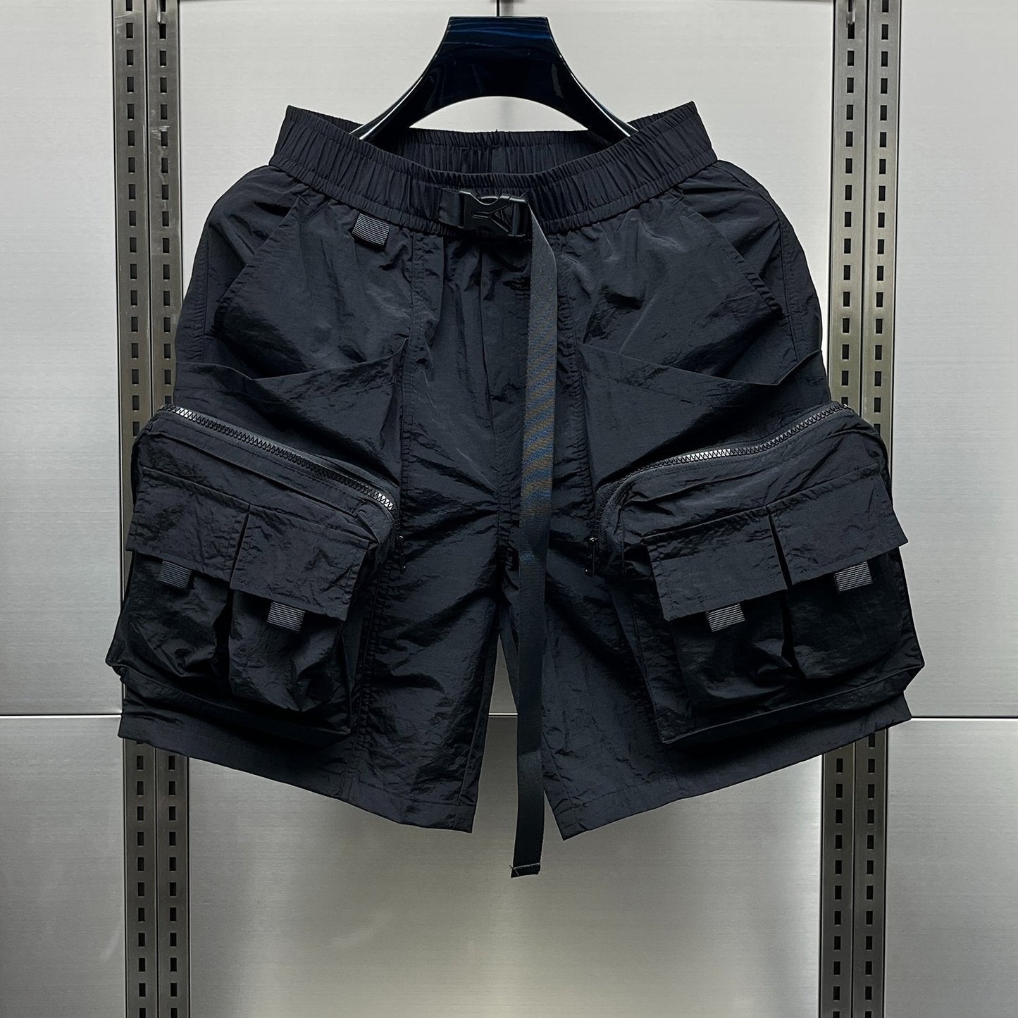 Herren Utility Cargo Shorts mit großen Taschen und verstellbarem Gürtel – Streetwear & Outdoor Style