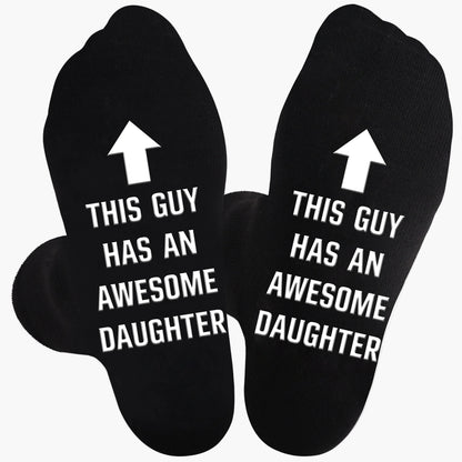 Herren Vatertags-Socken – Lustige Crew Socken mit „Best Dad Ever“ Spruch – Geschenkidee für Väter zum Vatertag