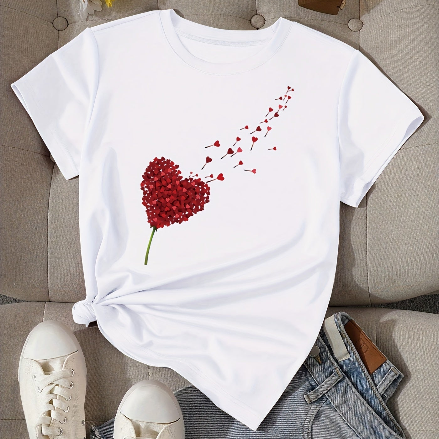 Damen T-Shirt mit Herz-Motiv – Casual Style für Alltag und Freizeit