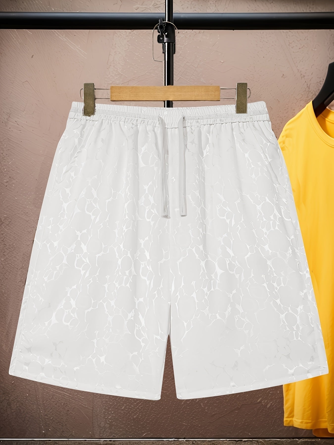 Herren Jacquard-Shorts mit Rosenmuster und modernem Relaxed Fit – Stilvolle Freizeithose für Alltag und Ausgehen