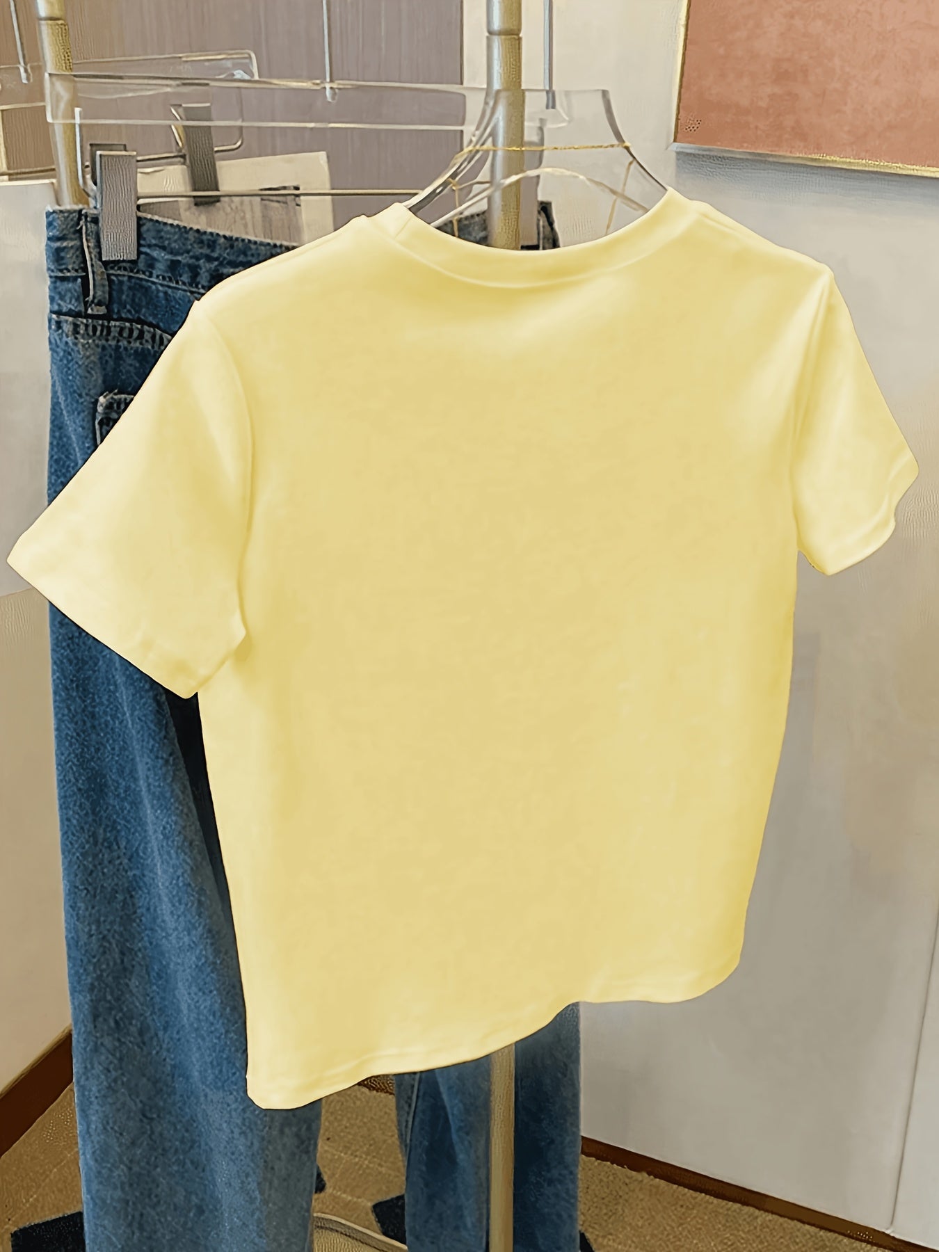 Damen T-Shirt mit Zitronen-Stickerei, Casual Sommer Oberteil, stylisch und verspielt