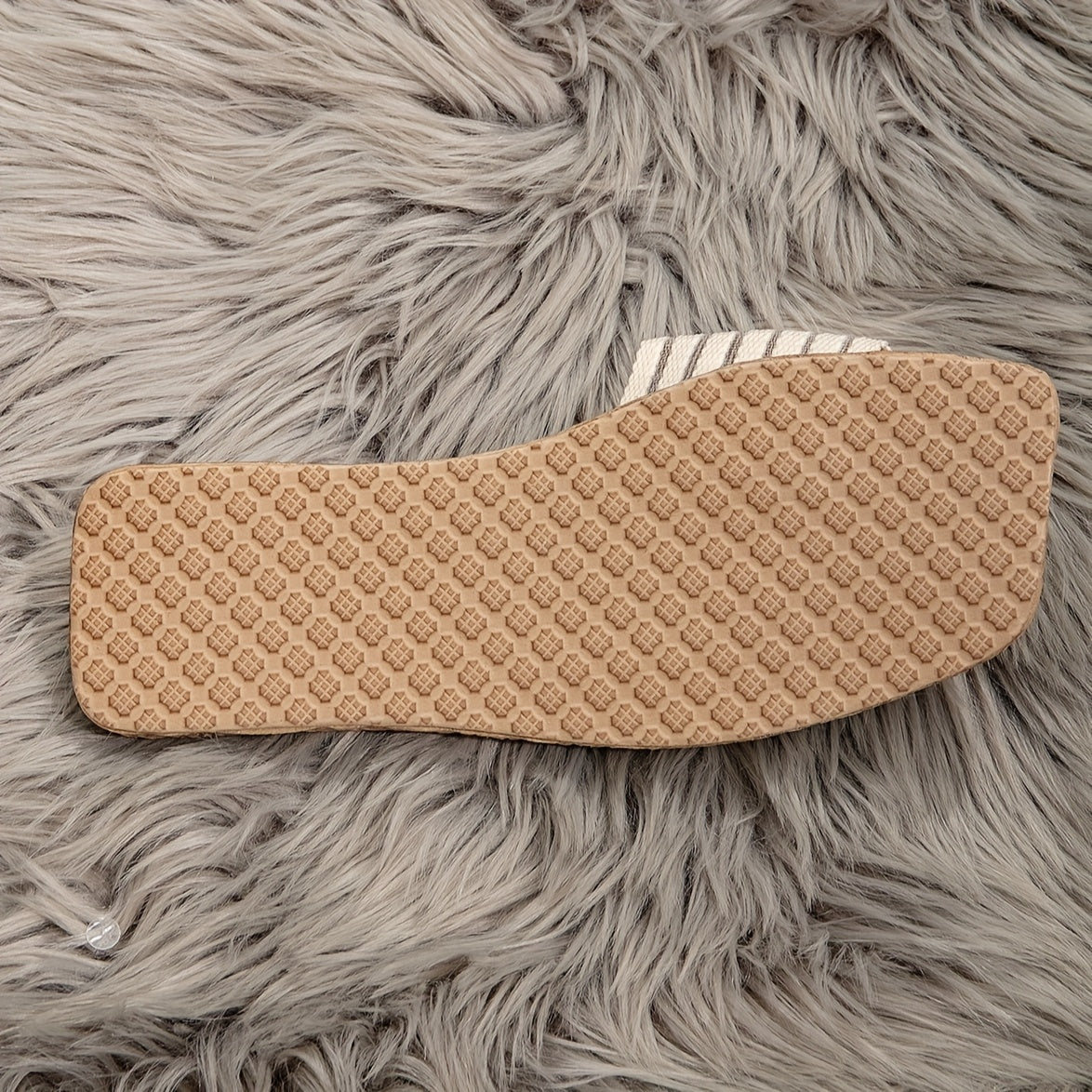 Damen Slide-Sandalen mit Streifen und modernem Schnitt – Elegante Sommerschuhe für Alltag und Freizeit