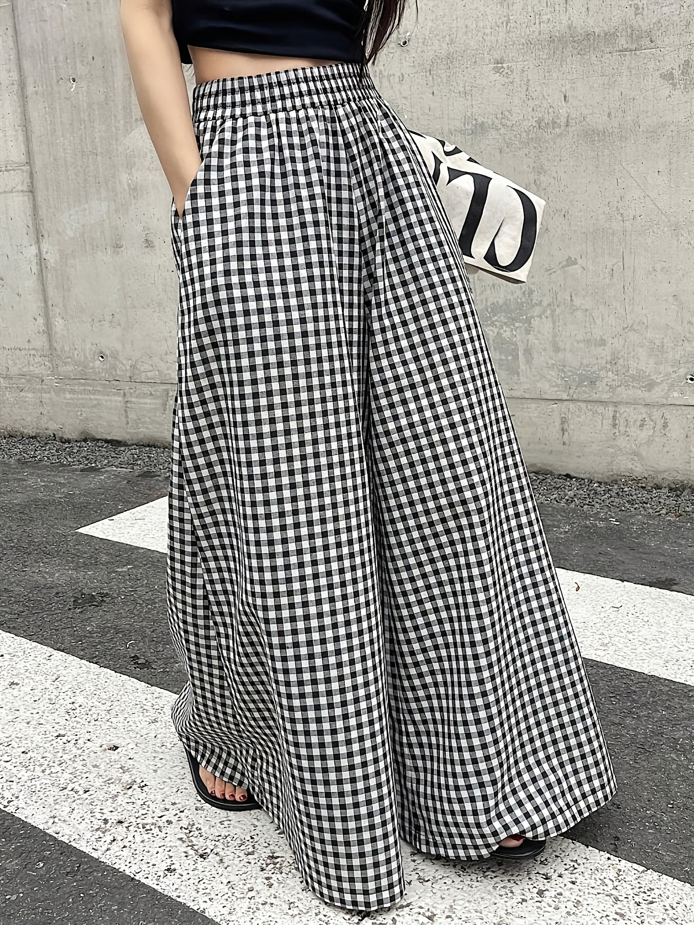 Damen Weite Hose mit Karomuster und hohem Bund – Stilvolle Freizeithose für Alltag & Ausgehen