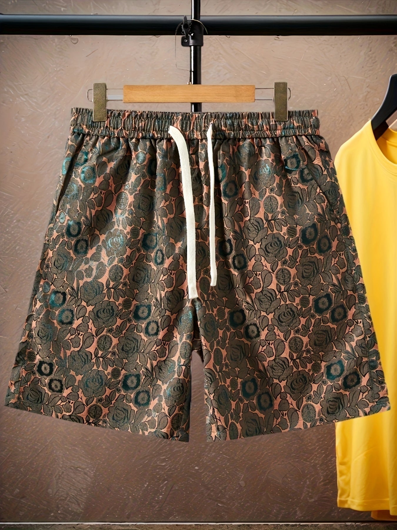 Herren Jacquard-Shorts mit Rosenmuster und modernem Relaxed Fit – Stilvolle Freizeithose für Alltag und Ausgehen