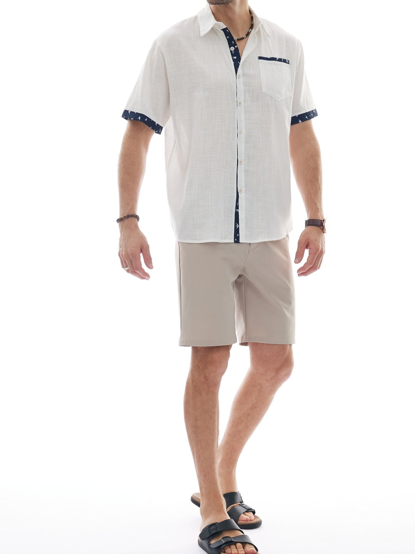 Herren Sommer Freizeithemd mit kurzem Arm und Kontrastdetails – Stilvoll für Urlaub & Alltag