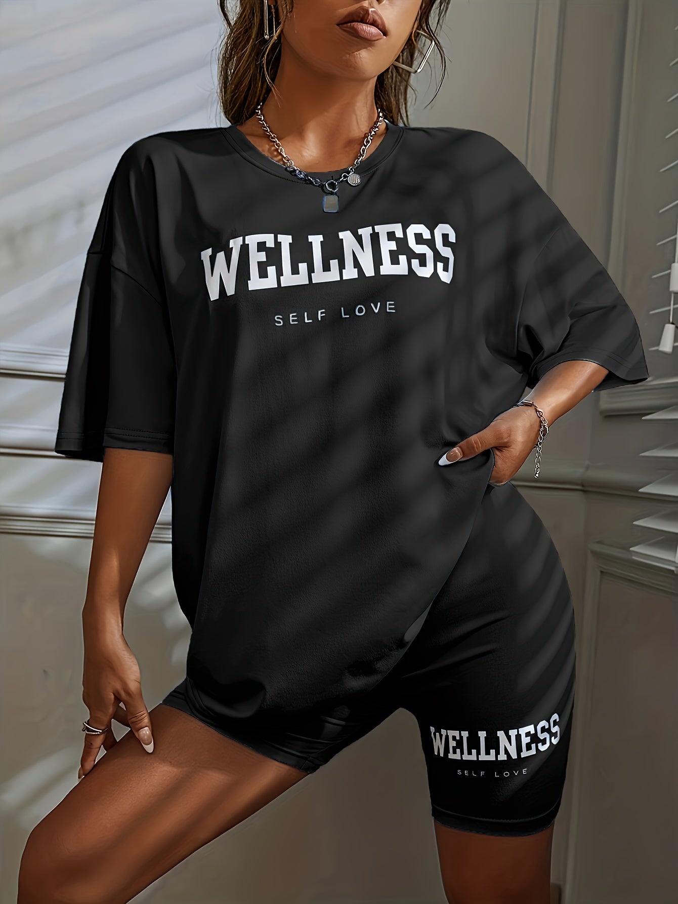 Damen Wellness Lounge Set Oversize T-Shirt & Radlerhose – Entspanntes Freizeit-Outfit mit Motivdruck