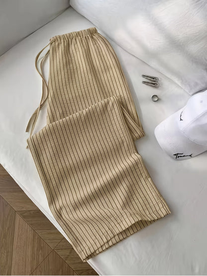 Damen Relaxed Fit Freizeithose mit Nadelstreifen – Bequemer Stil für Alltag und Lounge