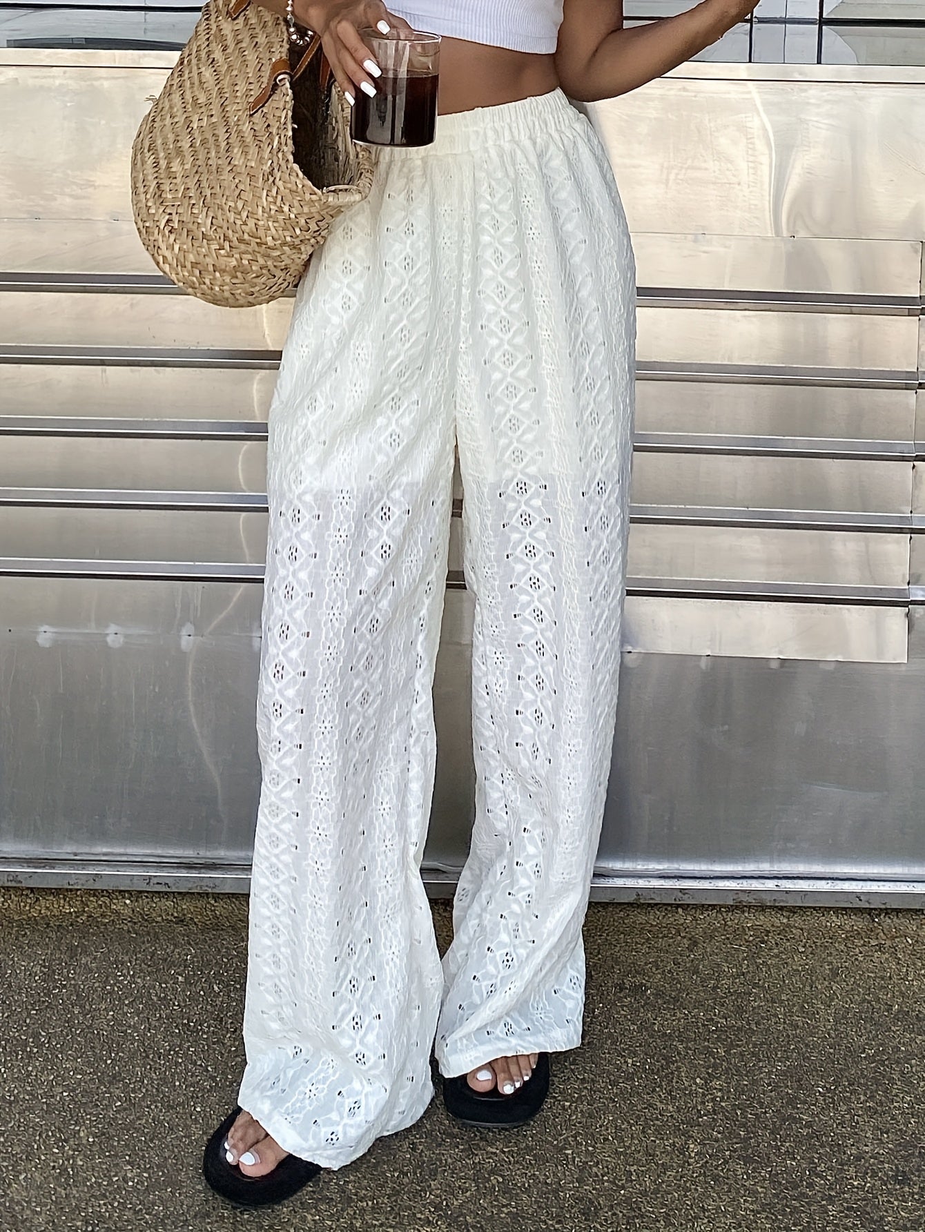 Damen Weite Broderie-Hose mit Spitze und Elastikbund – Eleganter Boho-Style für Strand und Freizeit