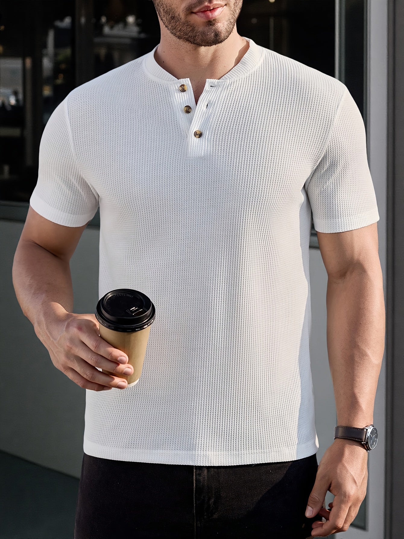 Herren Kurzarm Henley Shirt mit Struktur für stilvolle Freizeitlooks