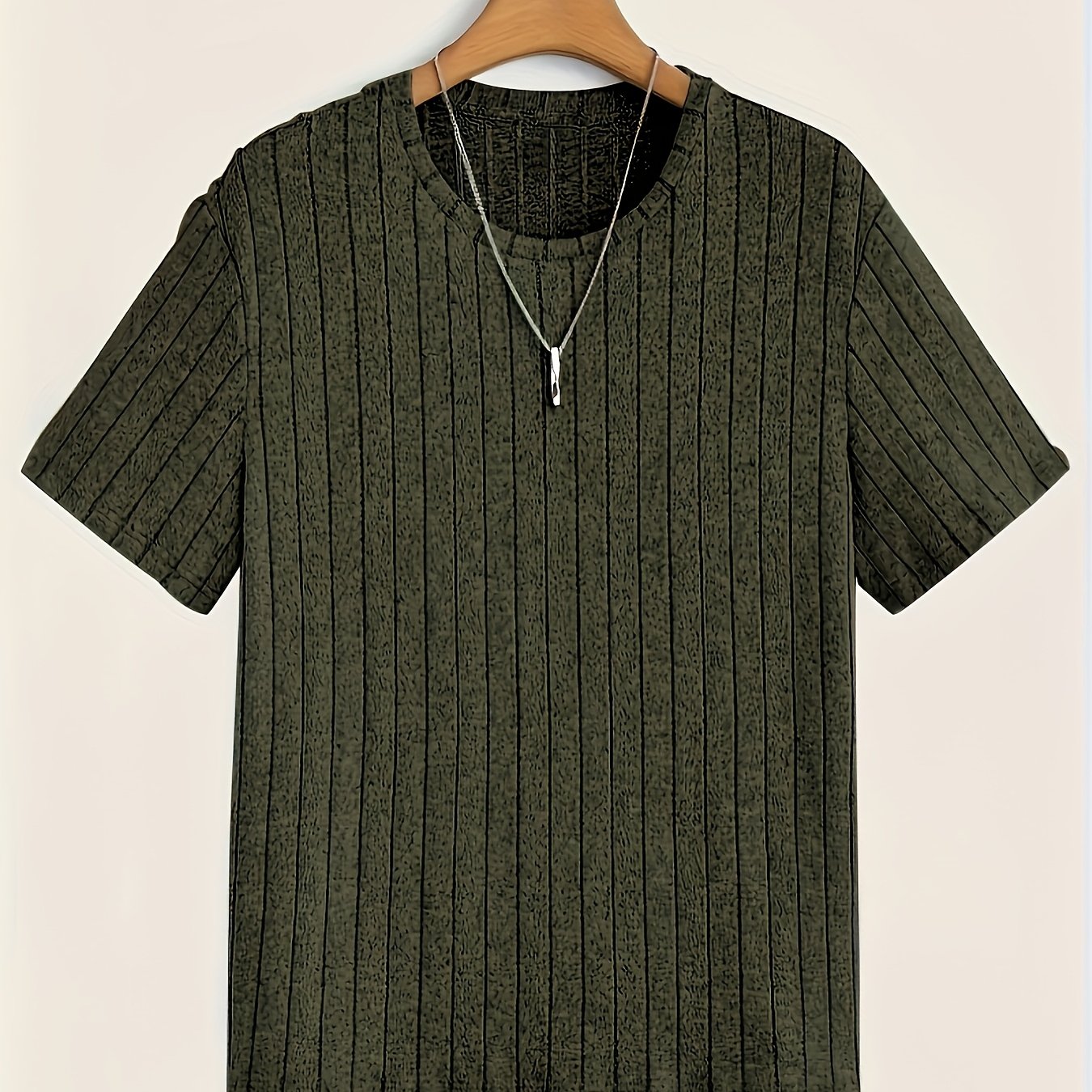Herren T-Shirt mit vertikalem Rippendesign – Modernes Kurzarm Basic für stilvolle Outfits