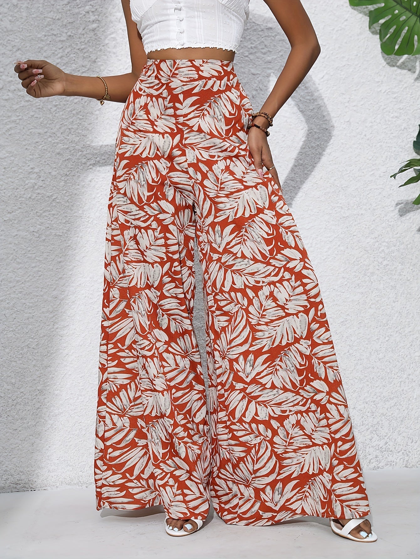 Damen Weite Palazzo-Hose mit tropischem Blattmuster – Sommerlich, Boho, Ideal für Strand & Freizeit