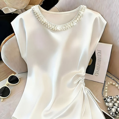 Damen Elegante Satinbluse mit Perlenkragen und Raffdetails – Stilvolle Kurzarm-Bluse für festliche Anlässe