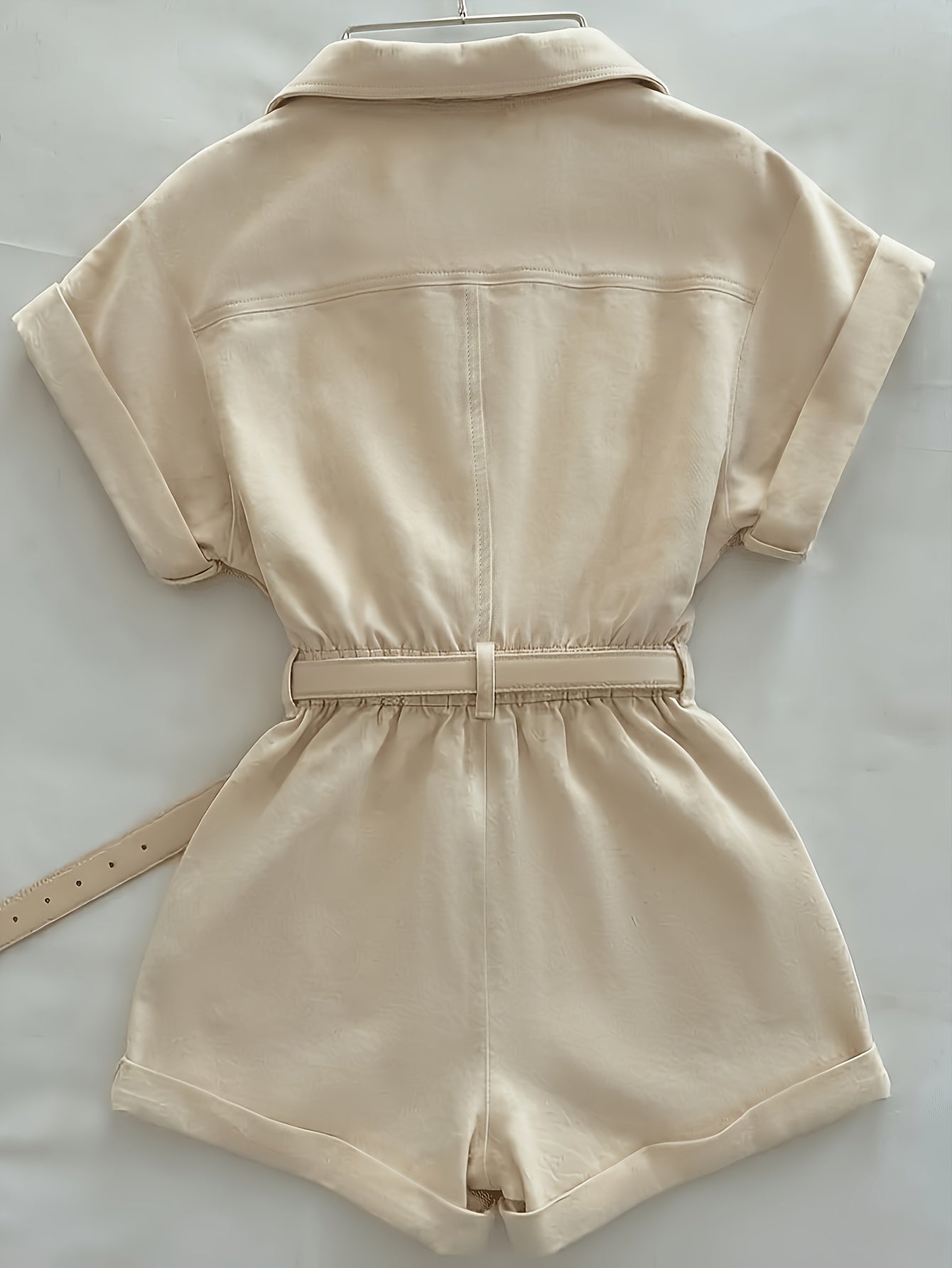 Damen Utility-Style Overall mit Gürtel und Kurzarm – Modischer Einteiler für Alltag und Freizeit