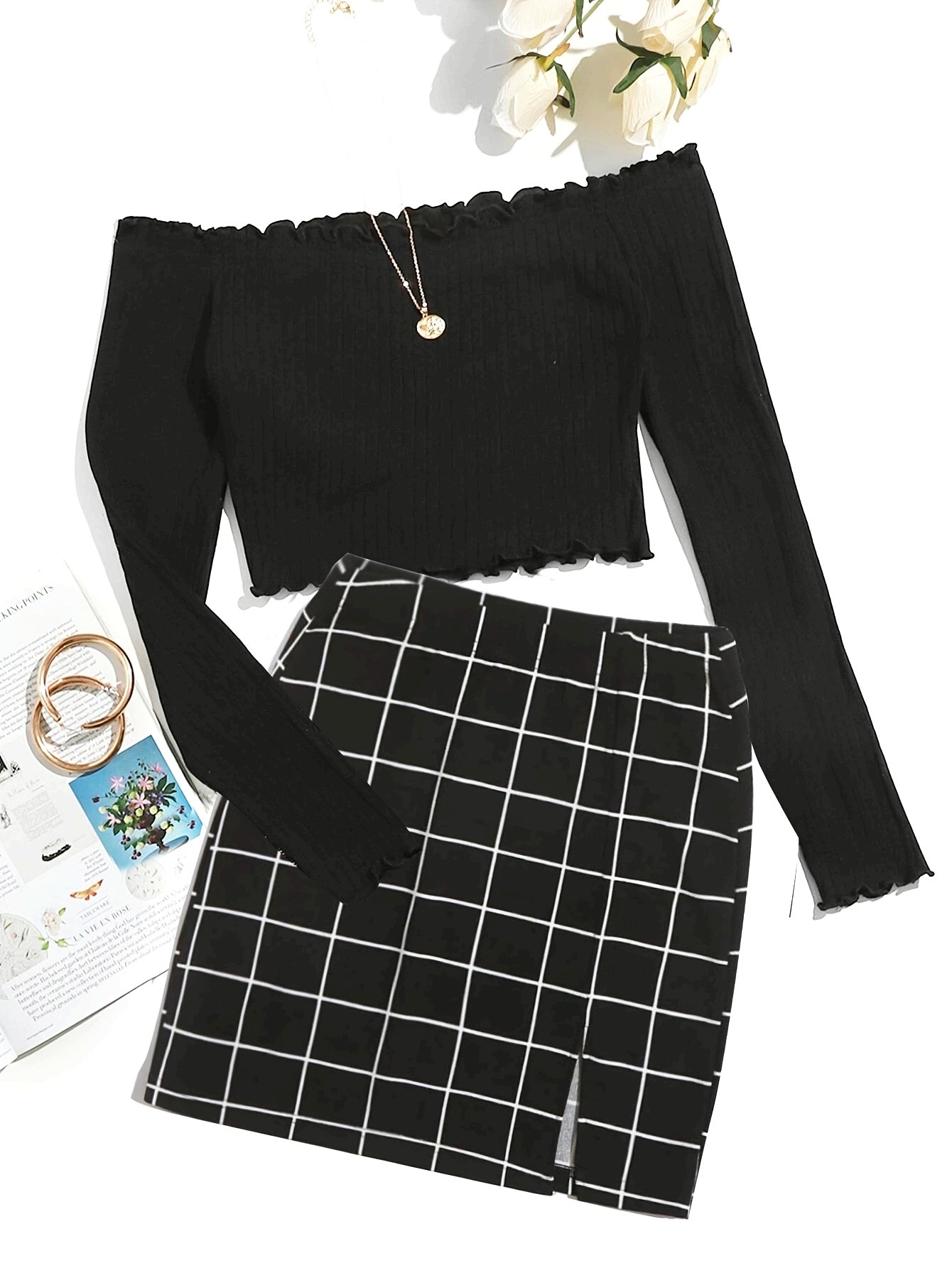 Damen Off-Shoulder Zweiteiler Set – Modisches Oberteil mit Karierter Minirock, Perfekt für Alltag und Ausgehen