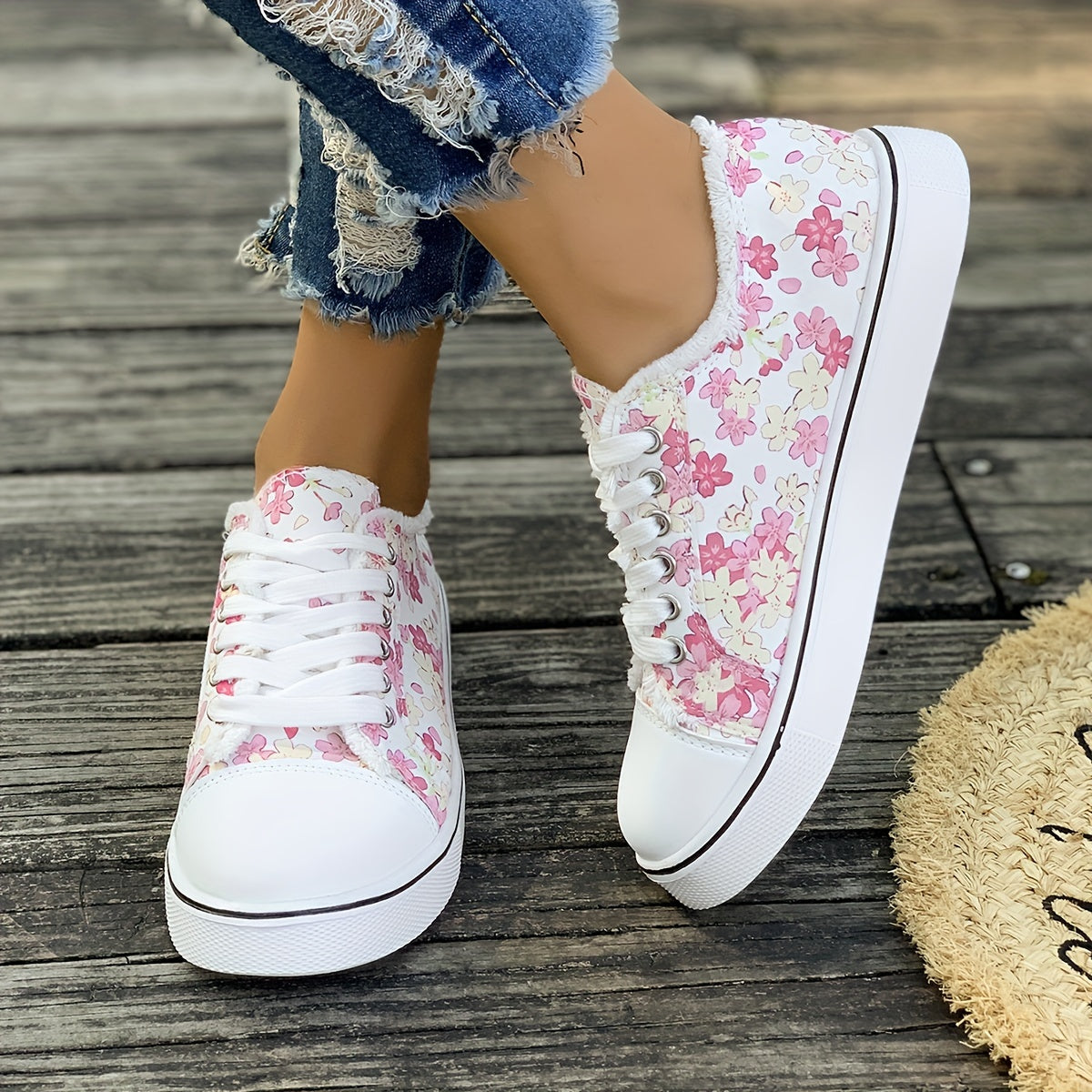 Damen Sneaker mit Blumenmuster – Modische Freizeitschuhe für Alltag und Freizeit